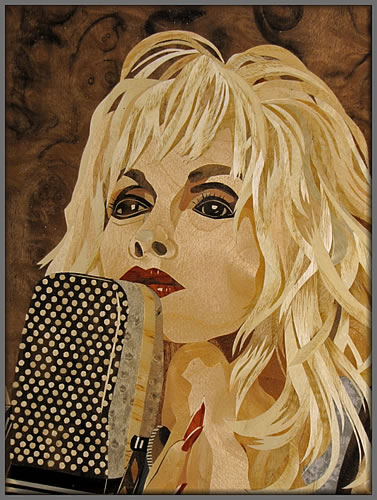 Blonde Legend detail view