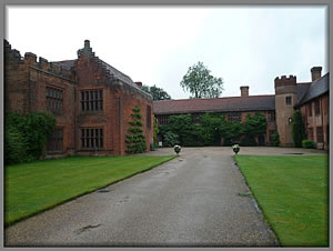 Approaching the Hall itself